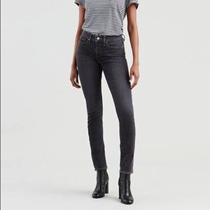 Levi’s 311 Shaping Skinny Jeans